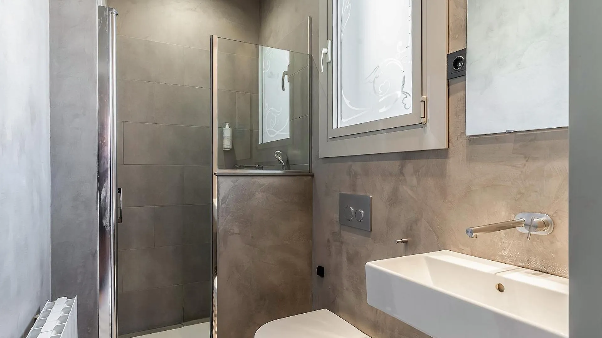 Ab Casa Saltor One Apartment Barcelona Spain