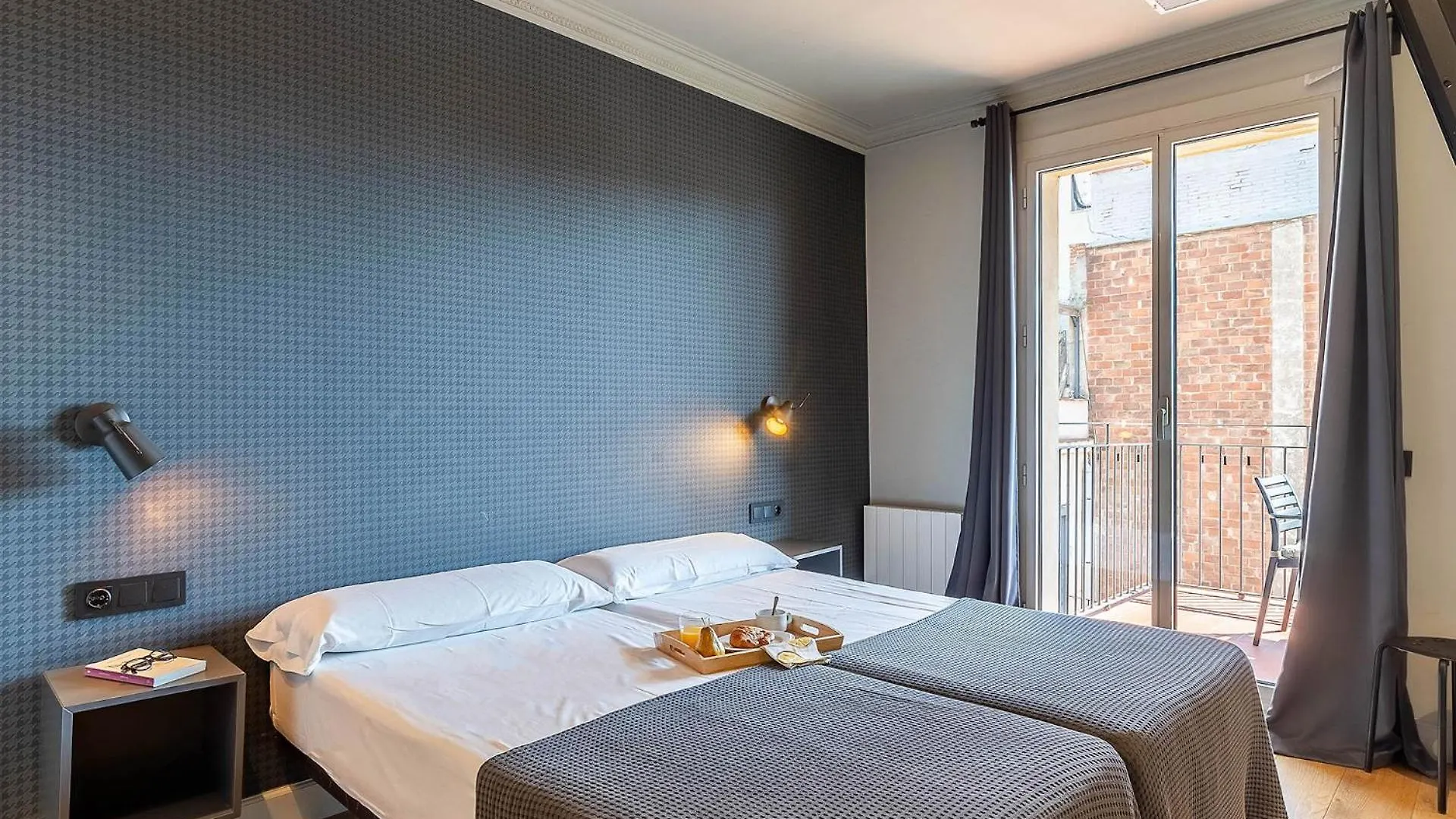 Ab Casa Saltor One Apartment Barcelona Spain